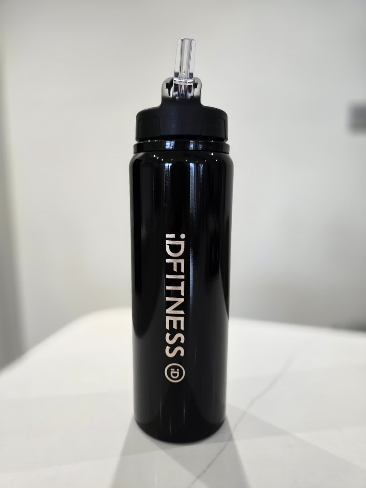 iDFITNESS Fitz 800 ml RCS Recycled Stainless Steel Water Bottle – Solid Black